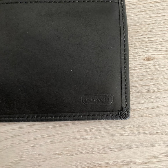 ❌SOLD Coach Black Signature Logo Clutch Wallet - Picture 4 of 4